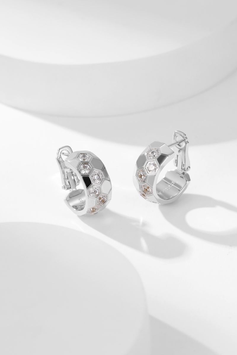 CHAUMET